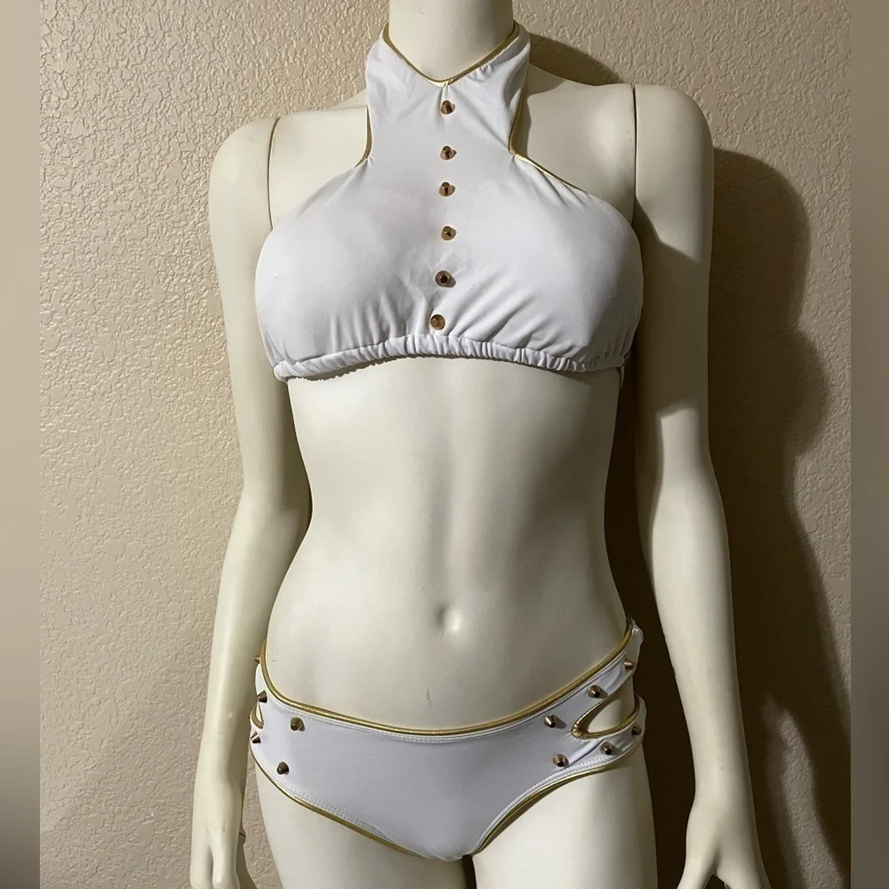In-Style Fashion brand new